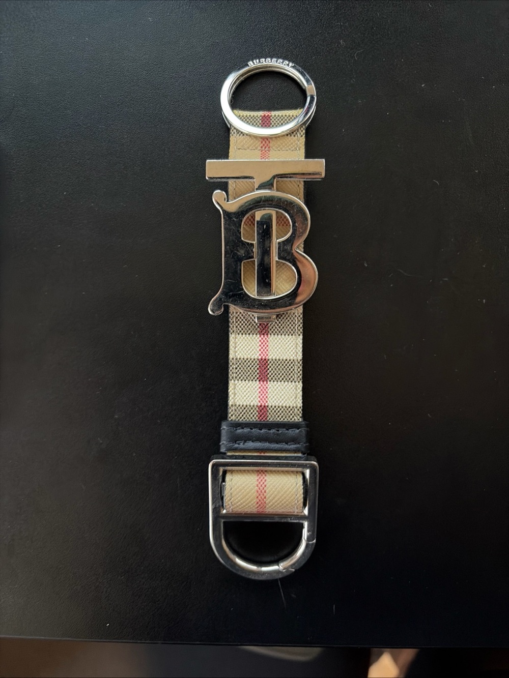 $500 NEW BURBERRY KEYCHAIN AUTHENTIC LIMITED EDITION